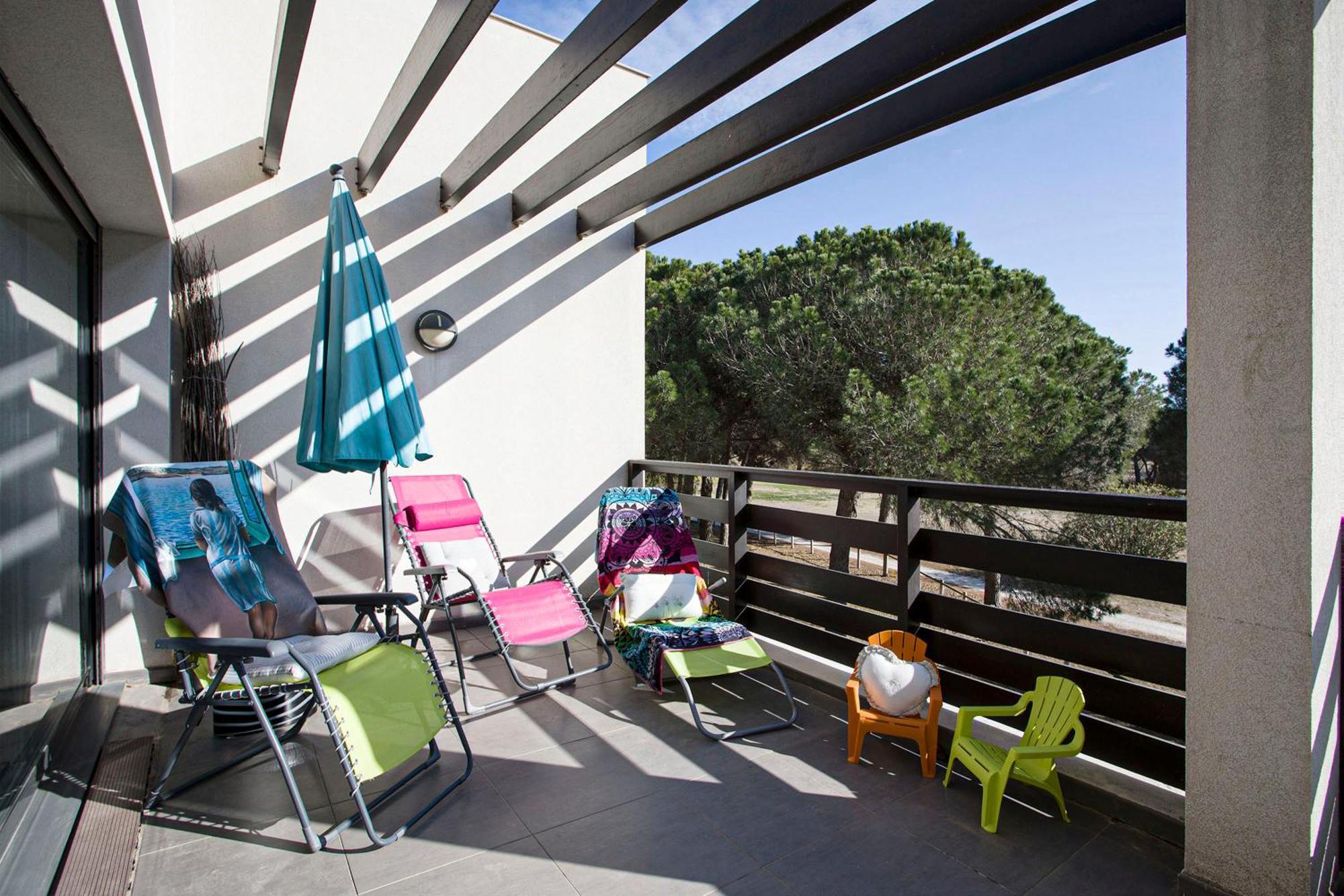 Vert Paradis - Vue Apaisante Sur Golf, Pins Parasols, 2E Etage - 80 M2 Dont Terrasse Avec Pergola, 2 Chambres, 3Et Iles, 3 Clim, Wifi - Piscine, Parking Et Park A Velos, Ascenseur - En Option Linge, Menage - Pistes Cyclables, Mer A Proximite Saint-Cyprien  Exterior photo